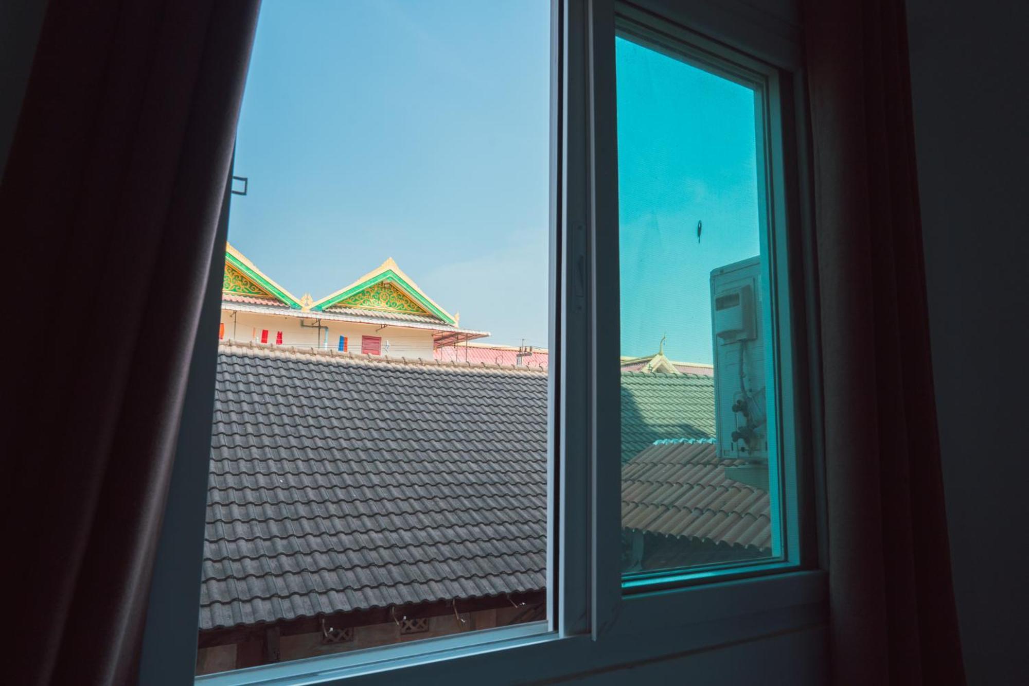 Vientiane Ruby Riverside Hotel Exterior photo
